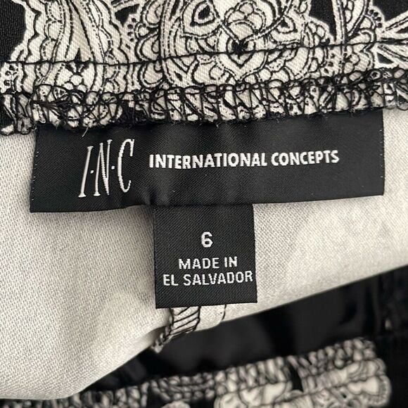 NEW INC International Concepts Core Short Crawling Paisley 6 - Picture 7 of 10